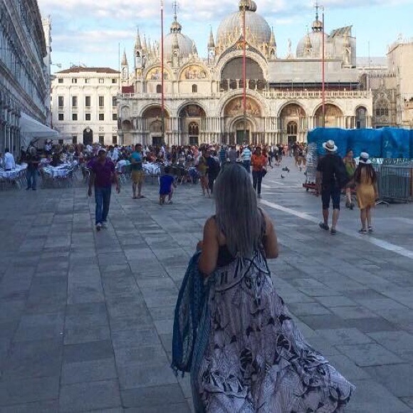 Meet your Posher, Sheila - Picture 4 of 10